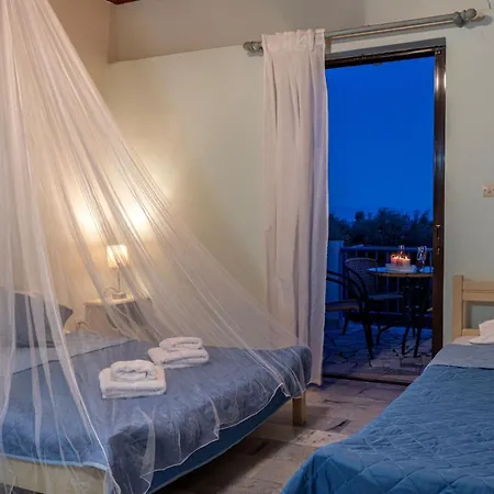 Cozy Summer Retreat - Perfect Location Holiday home *
